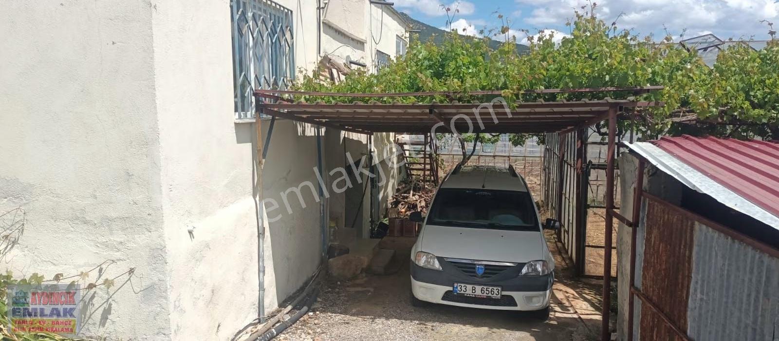 Aydıncık Emlaktan Satılık Çift Daire Ve Sera - Görsel 2