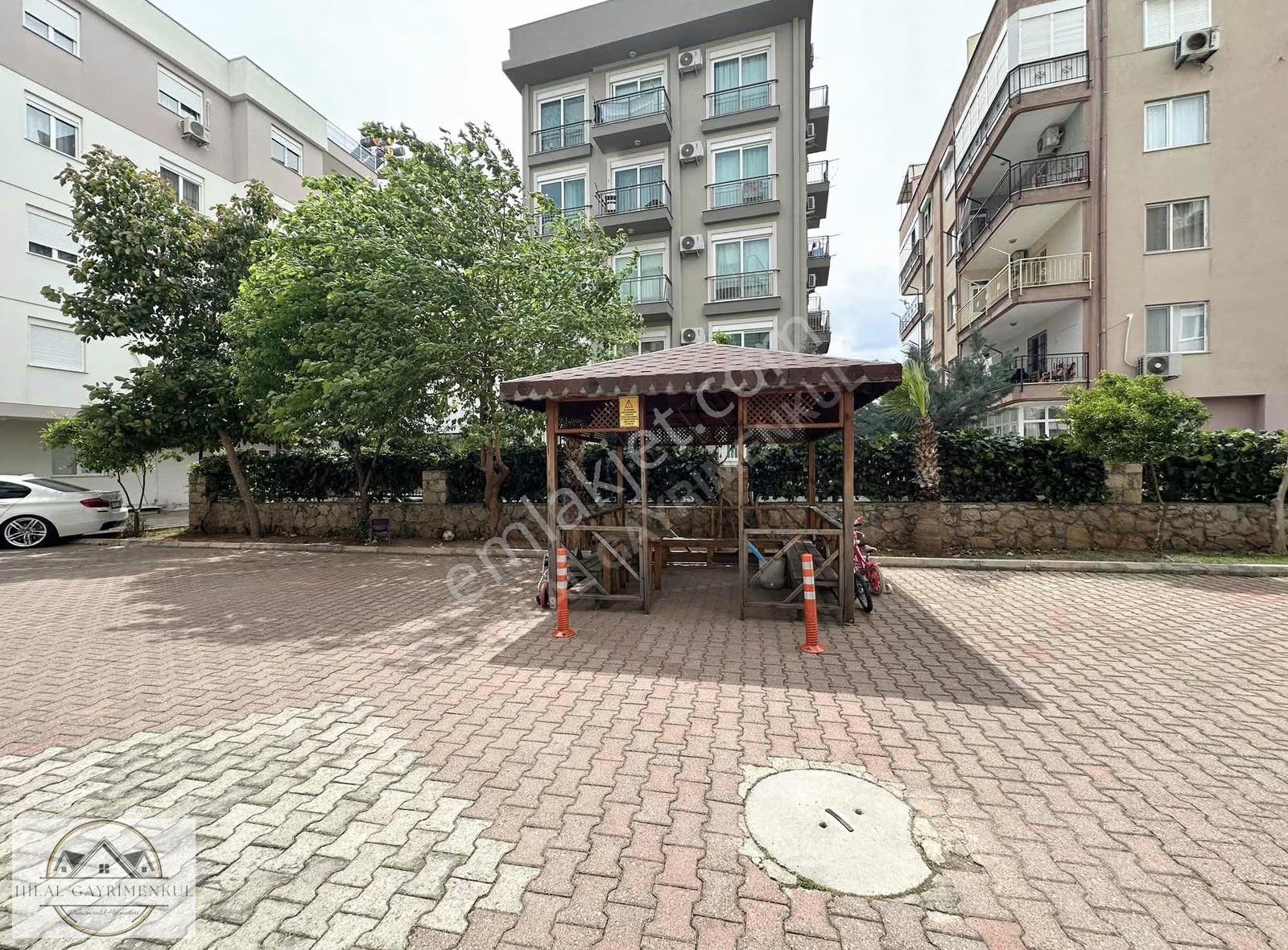 Hilal Gayrimenkul'den 1071 Sitesi'nde 155m² 3+1 Daire - Görsel 24