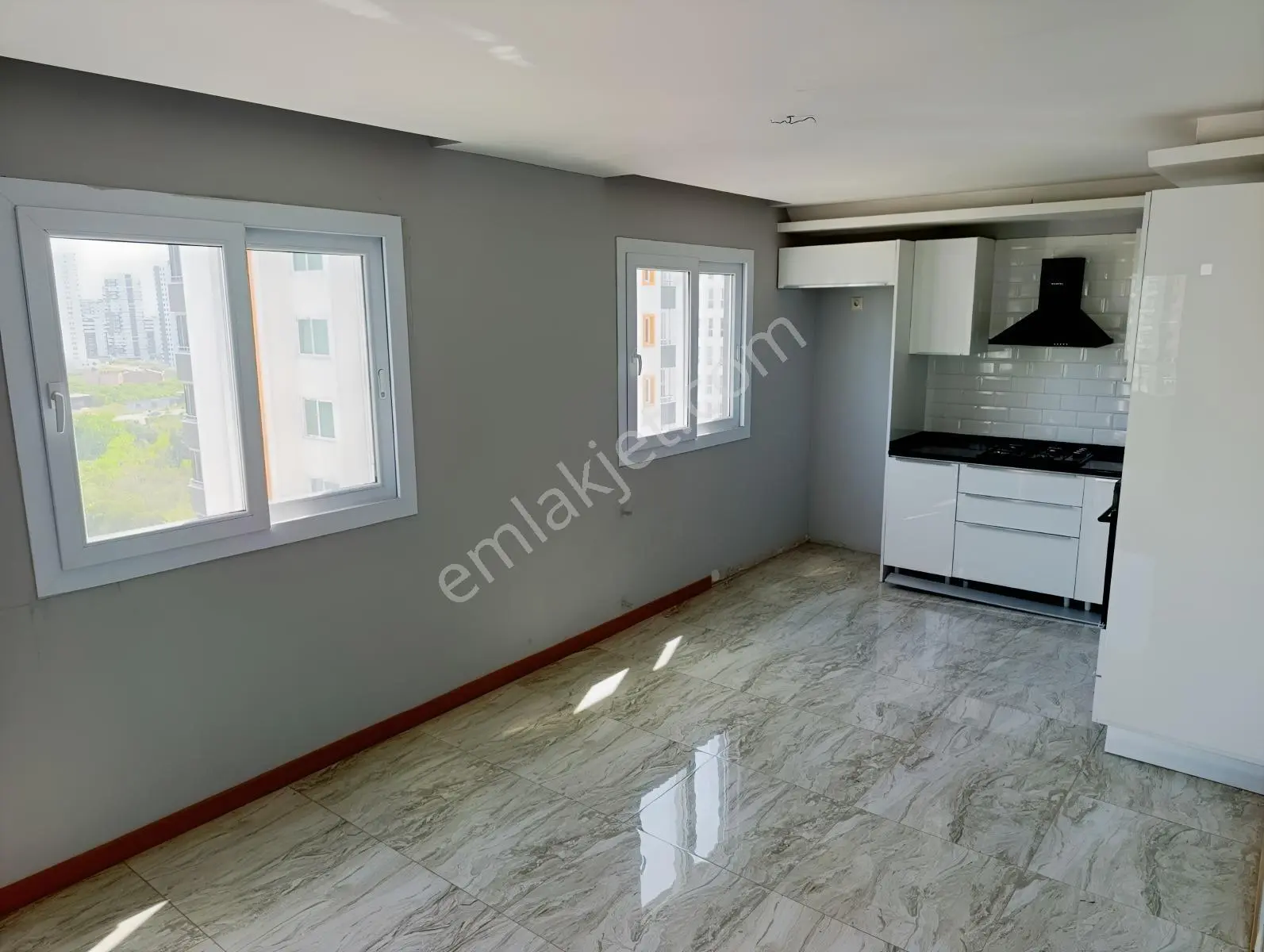Gürselpaşa 3+1 Hasarsız Çift Banyolu Daire - Görsel 2