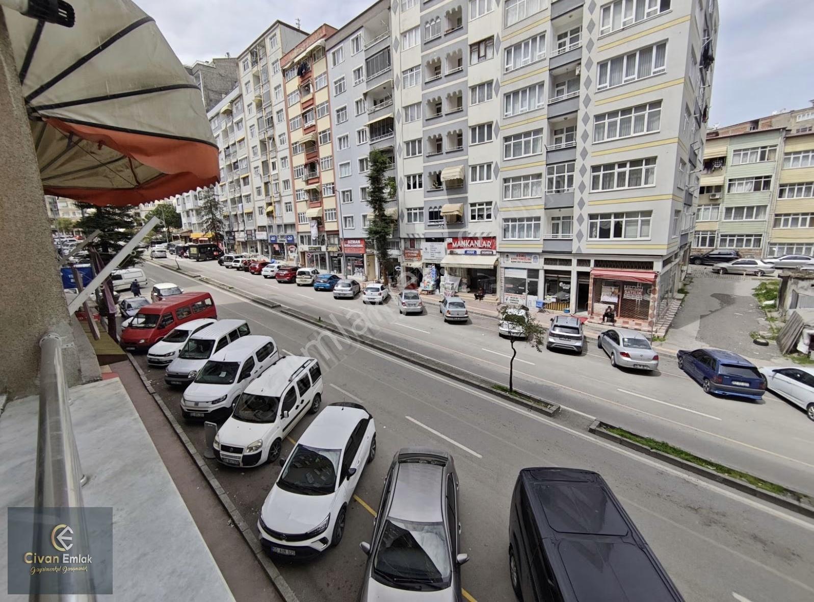 Civandan İlkadım Merkez Modern Pazarda Asansörlü - Görsel 6