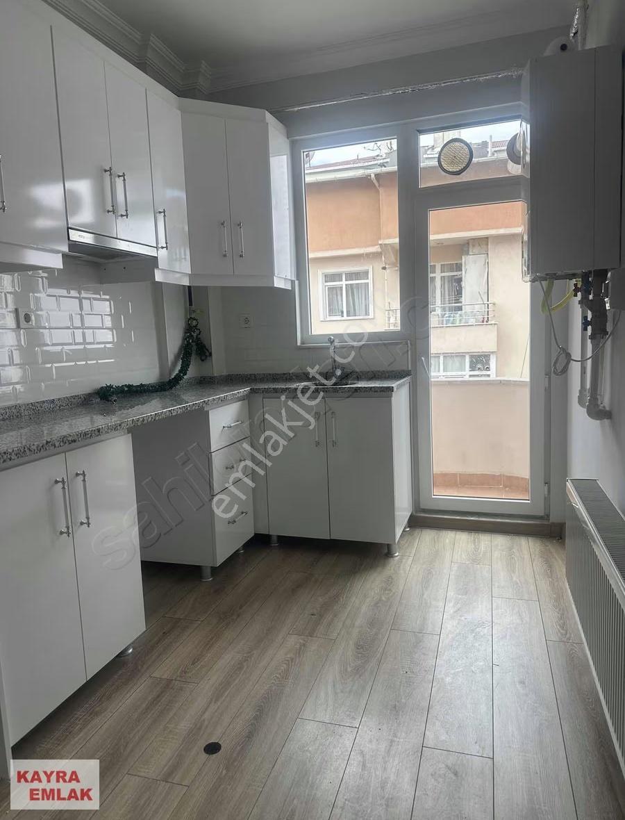 Muhittin Mahallesinde Ara Kat İçi Yapılı Daire - Görsel 13