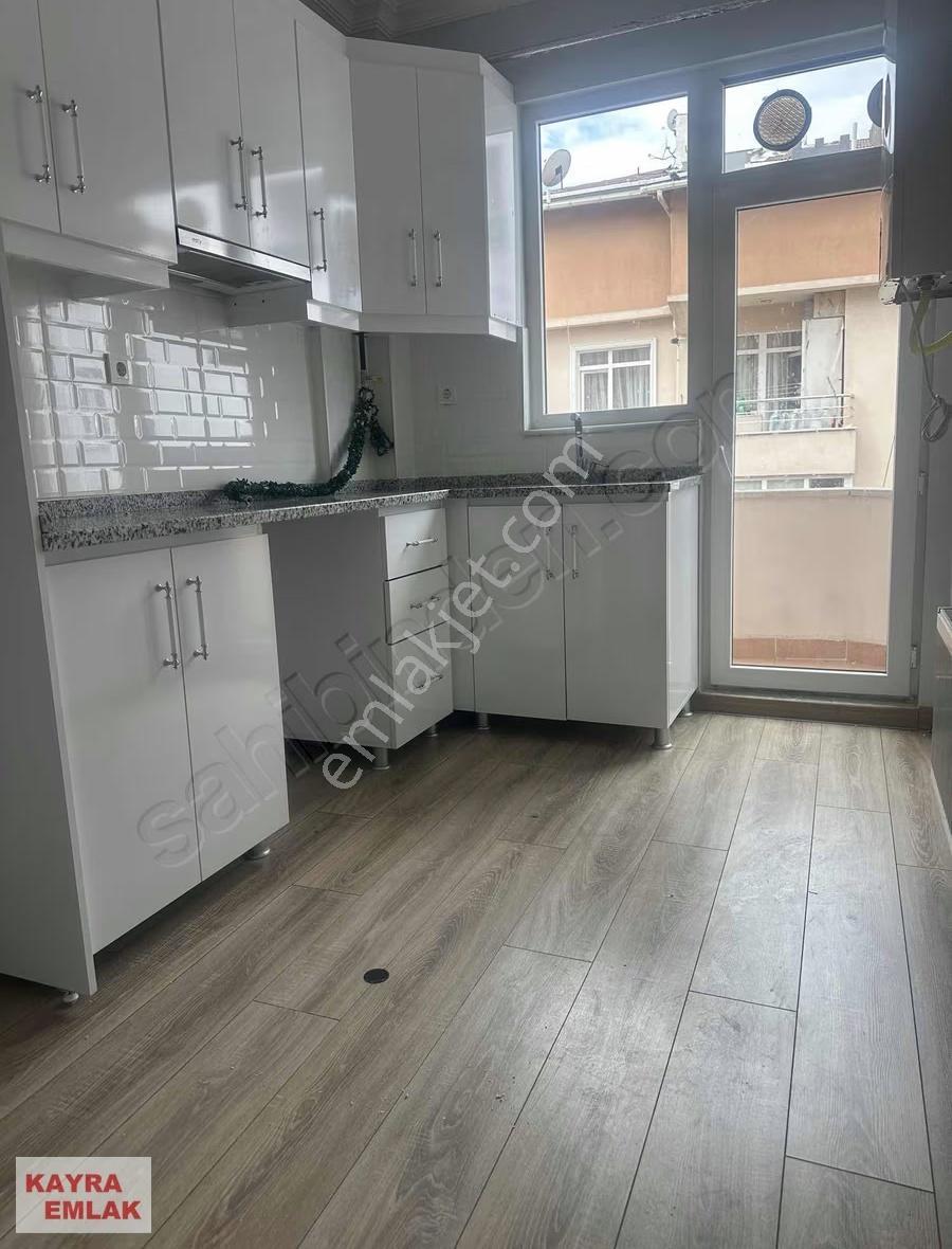 Muhittin Mahallesinde Ara Kat İçi Yapılı Daire - Görsel 12