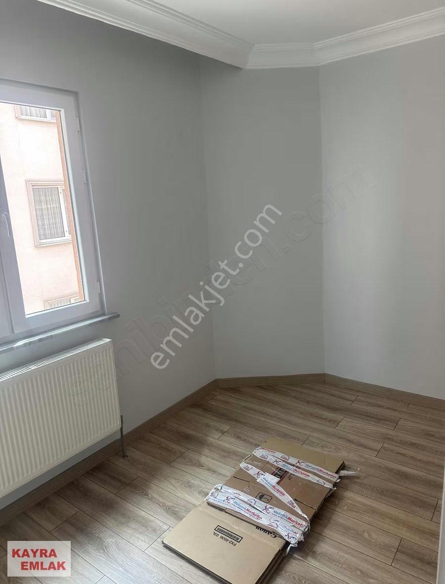 Muhittin Mahallesinde Ara Kat İçi Yapılı Daire - Görsel 31