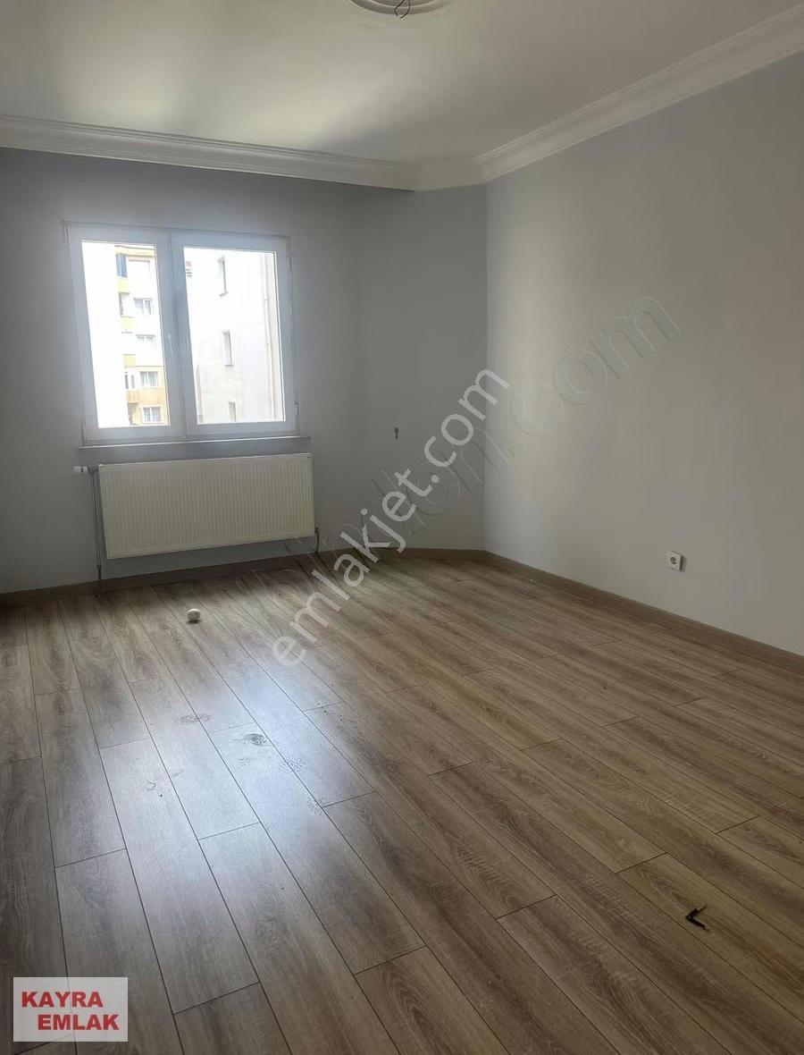 Muhittin Mahallesinde Ara Kat İçi Yapılı Daire - Görsel 33