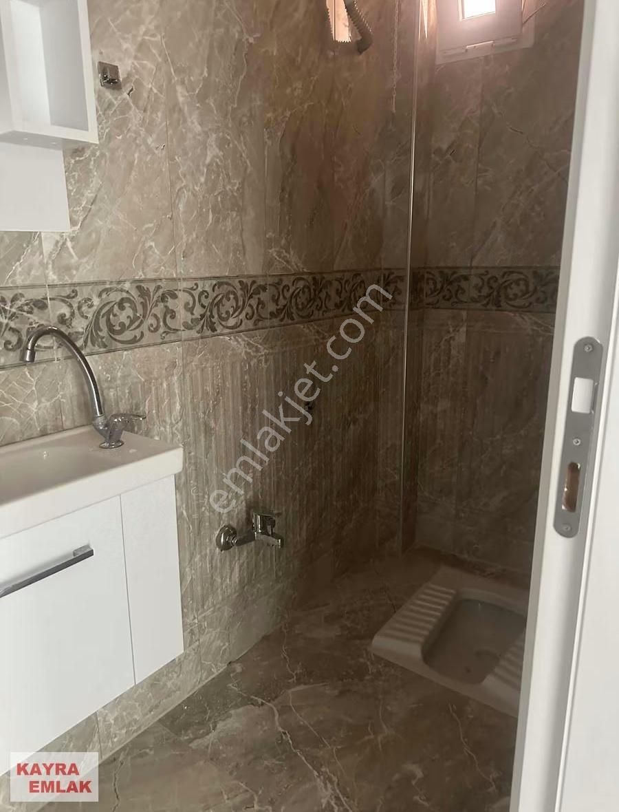 Muhittin Mahallesinde Ara Kat İçi Yapılı Daire - Görsel 6