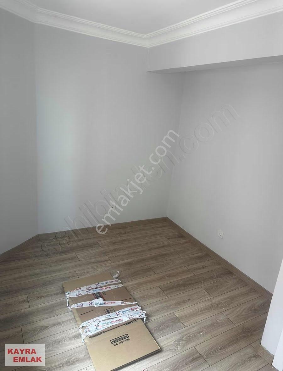 Muhittin Mahallesinde Ara Kat İçi Yapılı Daire - Görsel 16