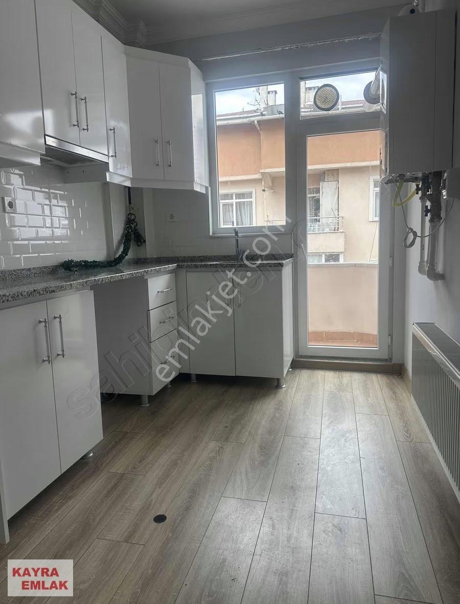 Muhittin Mahallesinde Ara Kat İçi Yapılı Daire - Görsel 8