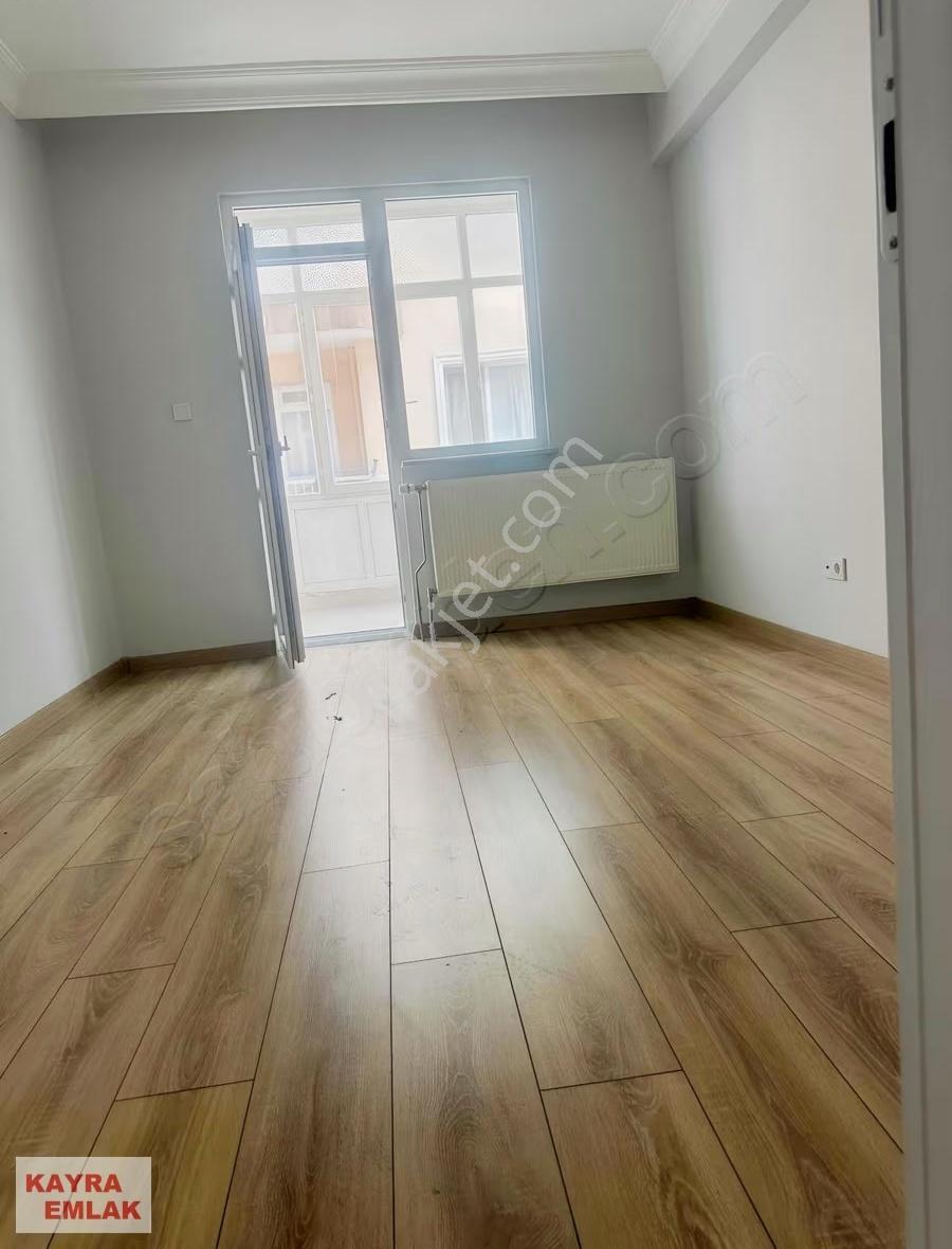 Muhittin Mahallesinde Ara Kat İçi Yapılı Daire - Görsel 25