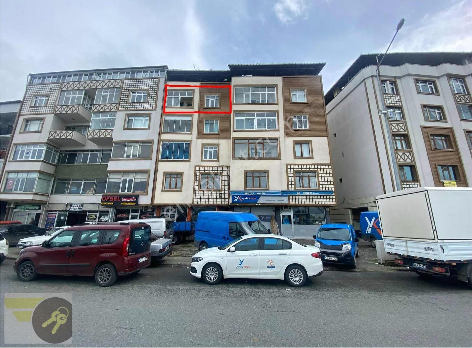 *of Gayrimenkul* Merkez'de Deniz Manzaralı 2+1 Satılık Daire