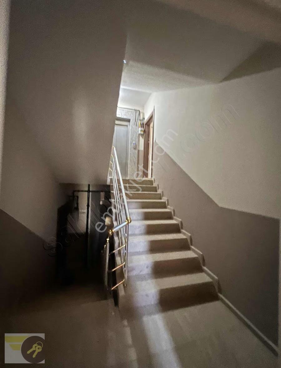 *of Gayrimenkul* Çamlıkent Sitesi 7.kat 3+1 140m2 Kiralık Daire - Görsel 2