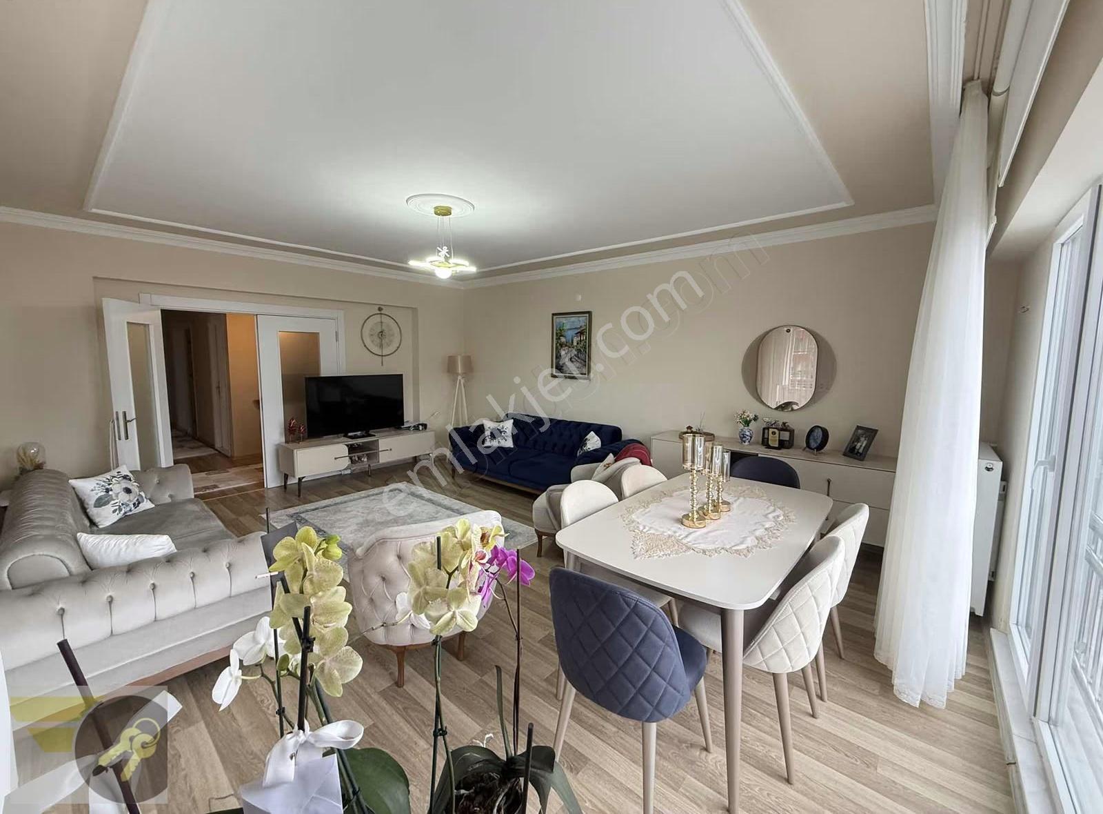 *of Gayrimenkul* Site İçi Ön Cephe 8.kat 3+1 140m2 Satılık Daire - Görsel 21