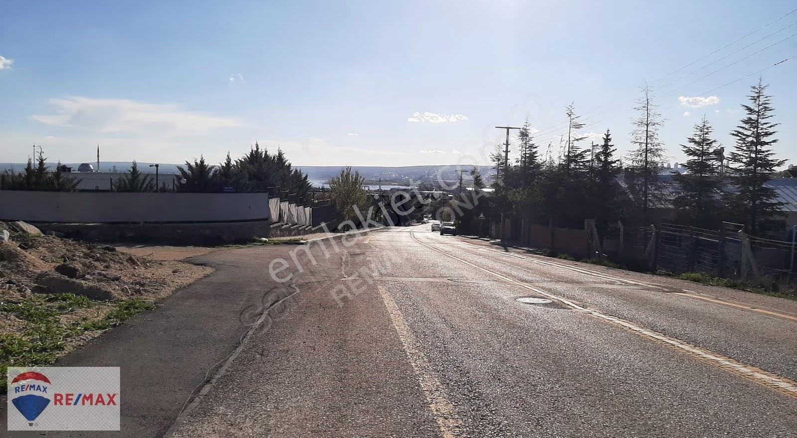 Gölbaşı Bahçelievler'de 1709m² İmarlı Tek Tapu Köşe Parsel Arsa - Görsel 5