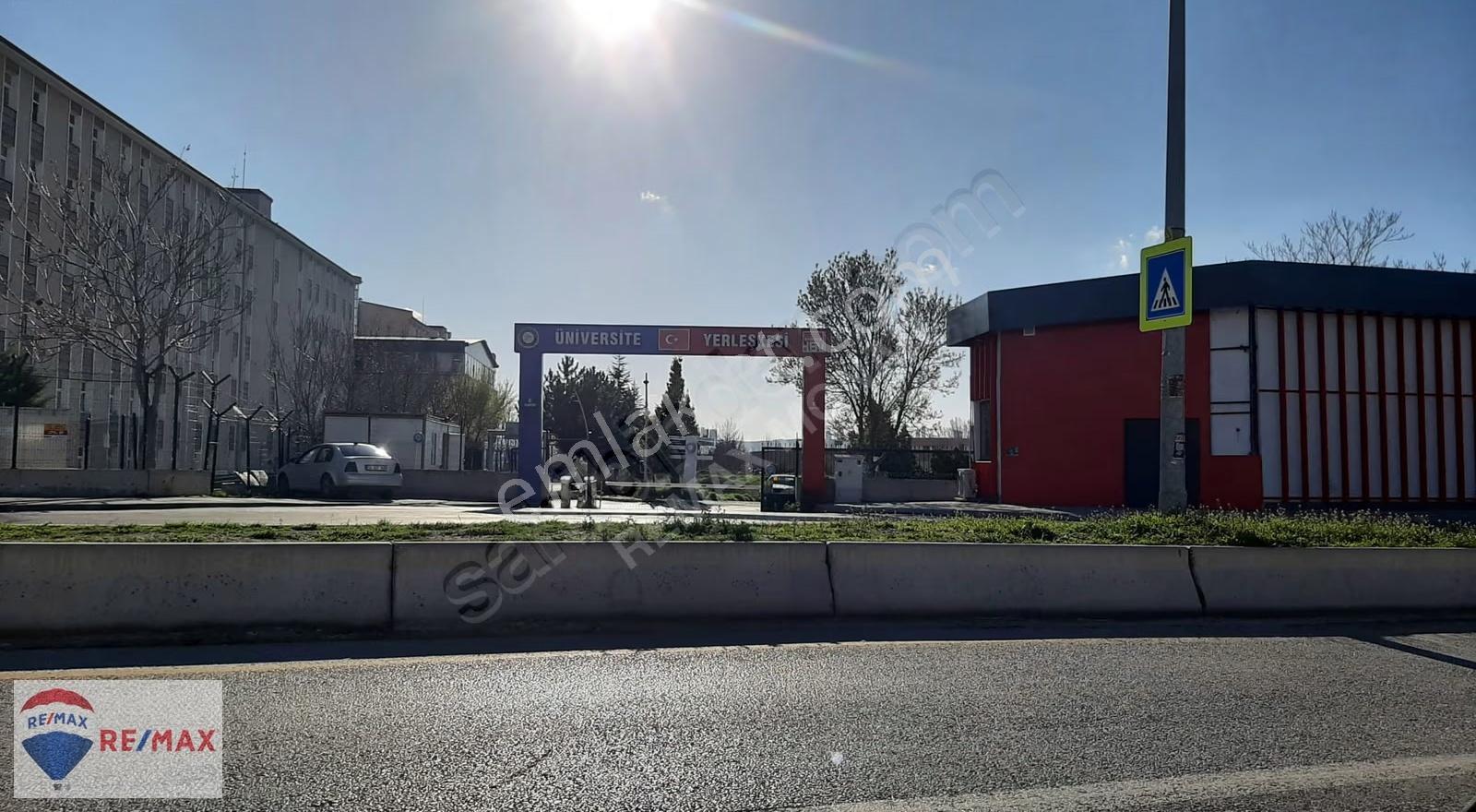 Gölbaşı Bahçelievler'de 1709m² İmarlı Tek Tapu Köşe Parsel Arsa - Görsel 11