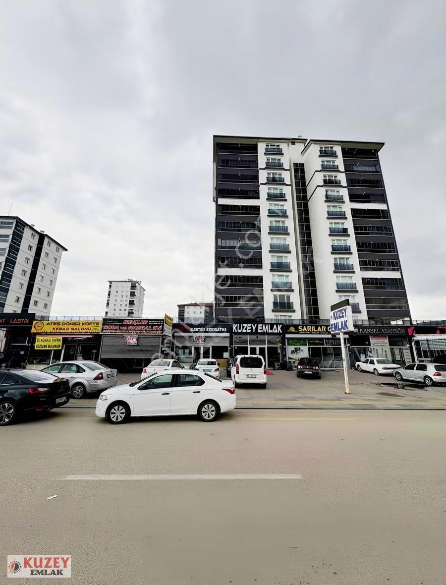 Kuzey Emlaktan Yakacık Merkezde 180 Metre Kiralık Dükkan - Görsel 6