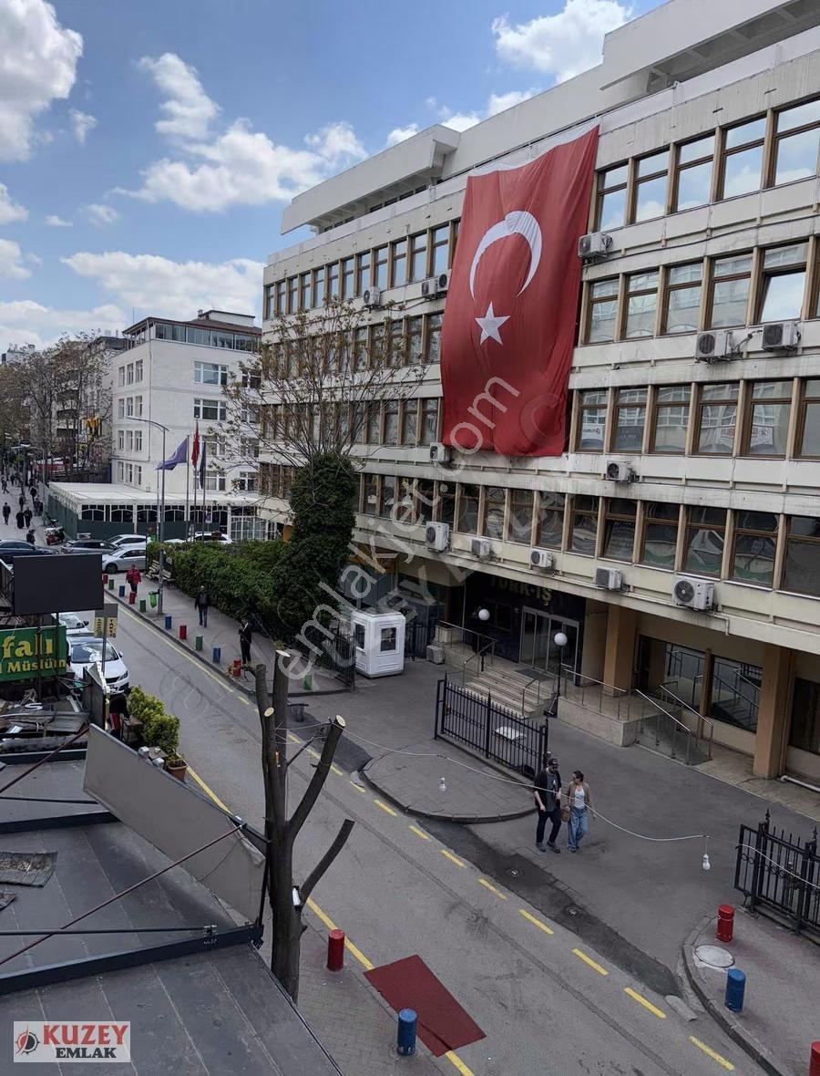 Kuzey Emlaktan Kızılay Sakarya Bayındır 1 De 150 M2 Daire - Görsel 16