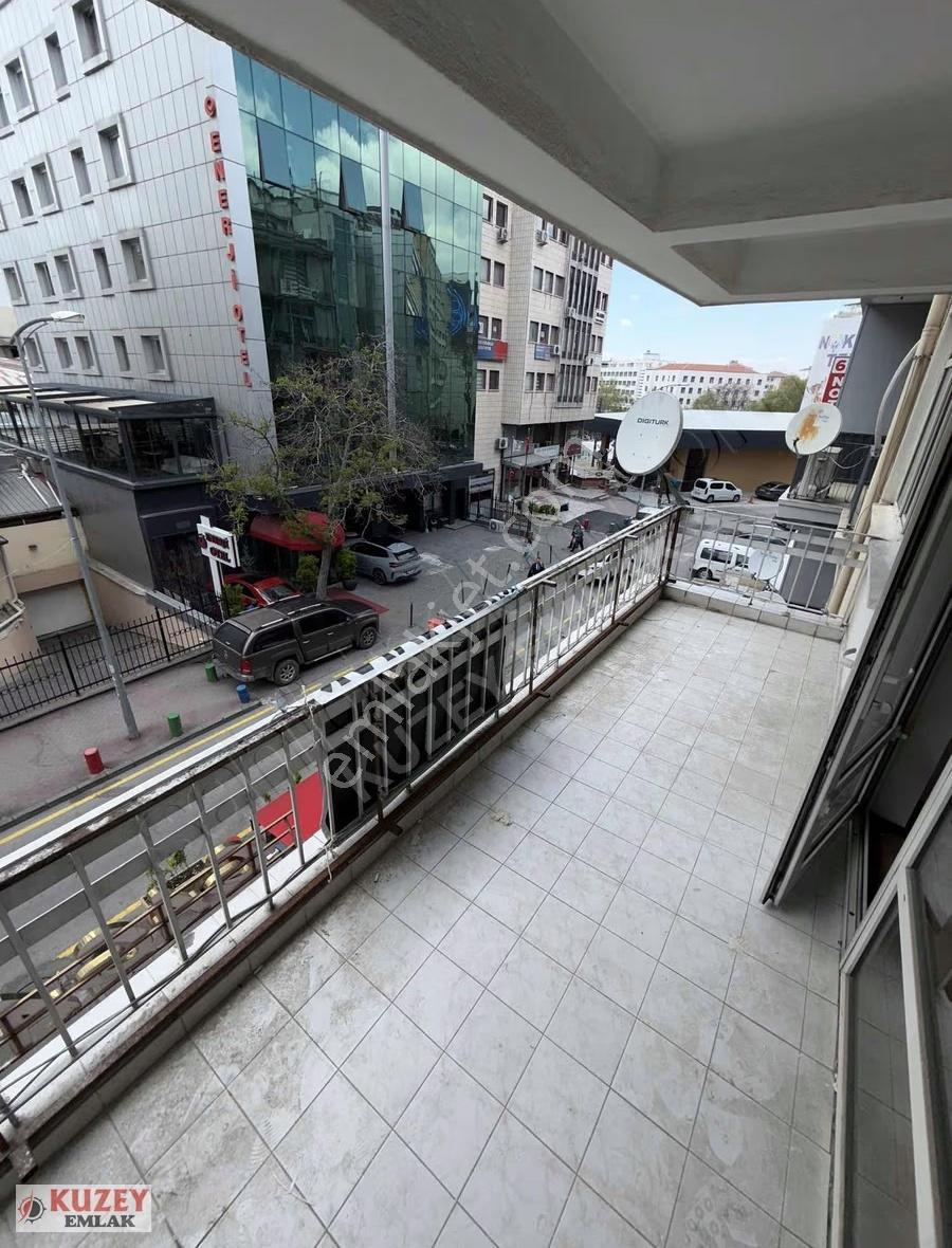 Kuzey Emlaktan Kızılay Sakarya Bayındır 1 De 150 M2 Daire - Görsel 8