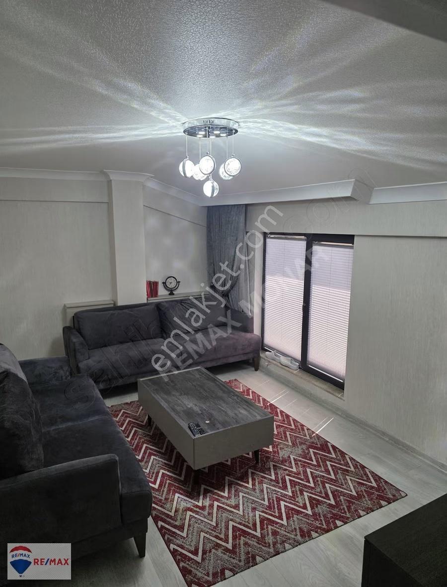 Remax Monardan Anıtkabir E Komşu Gençlik Caddesinde Eşyalı Daire - Görsel 27