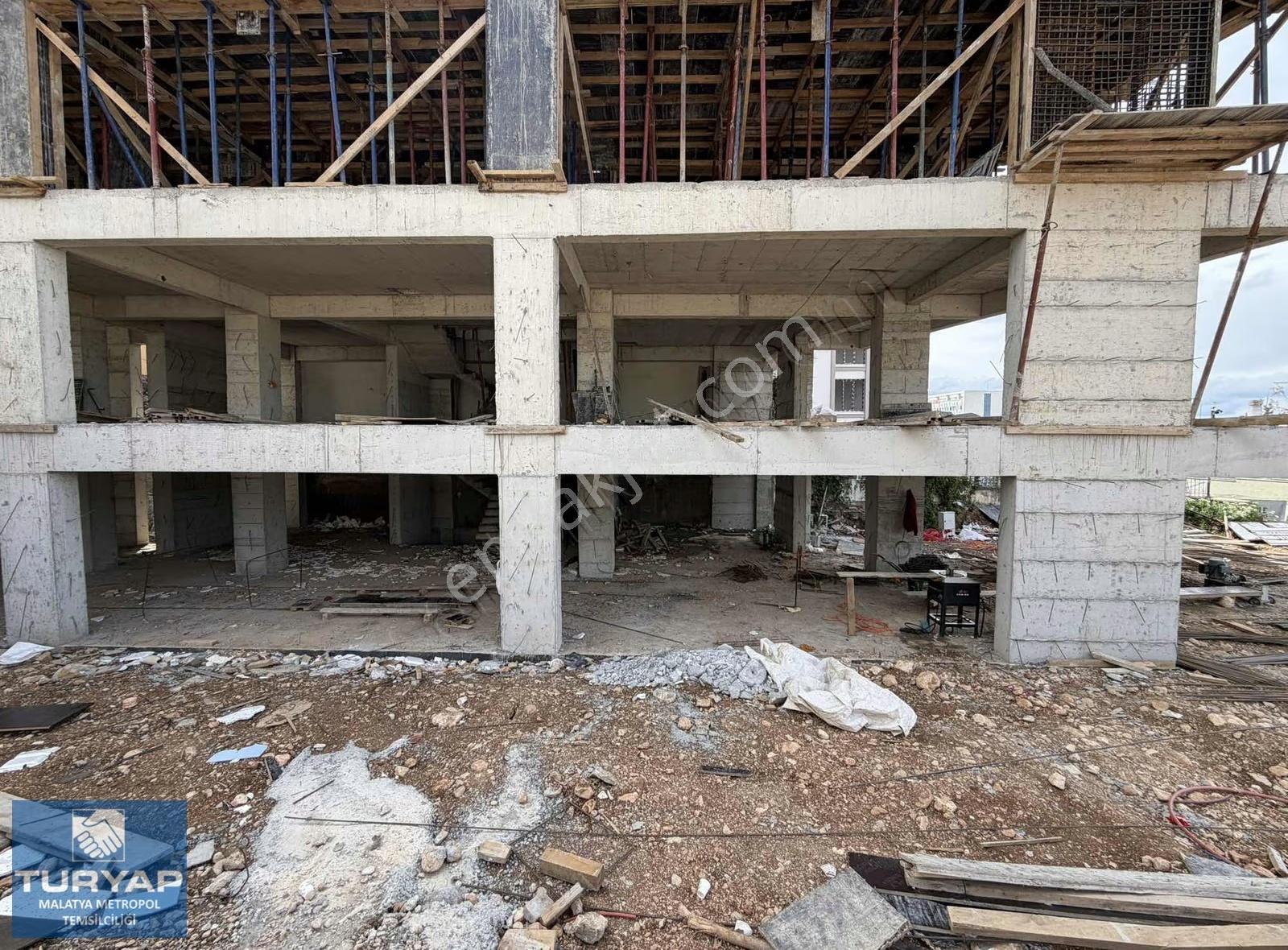 Turyap Metropol'den Askeriye Karşısı Ana Cadde'de Satılık Dükkan - Görsel 6