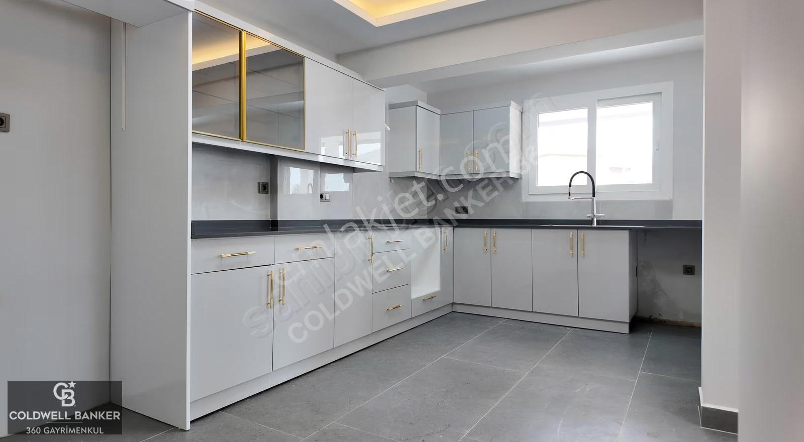 Çeşme/germiyan Satılık Yenilenmiş Havuzlu 4+2 Villa - Görsel 16