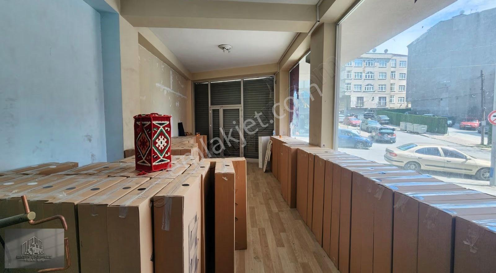 Enes Yeterden Cadde Üzerinde 600 M2 Kısmen Müstakil Plaza Ofis - Görsel 20