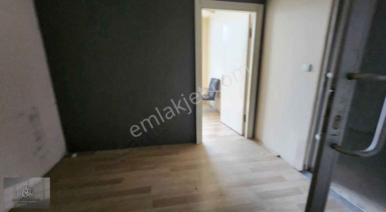 Enes Yeterden Cadde Üzerinde 600 M2 Kısmen Müstakil Plaza Ofis - Görsel 10