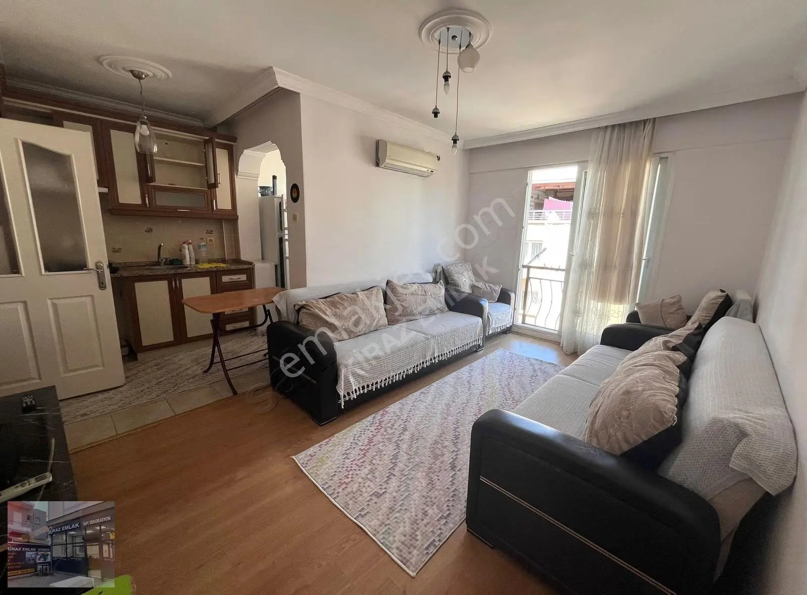 Merkezi Konumda! Hasanğa Yakını 1+1 Ebeveyn Banyolu Daire