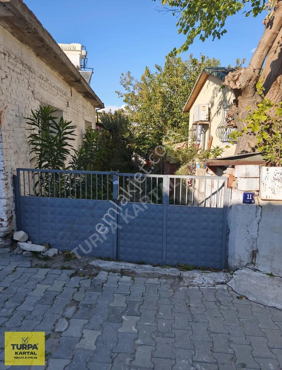 Didim Akyeniköyde Satılık Köy Evi - Görsel 11