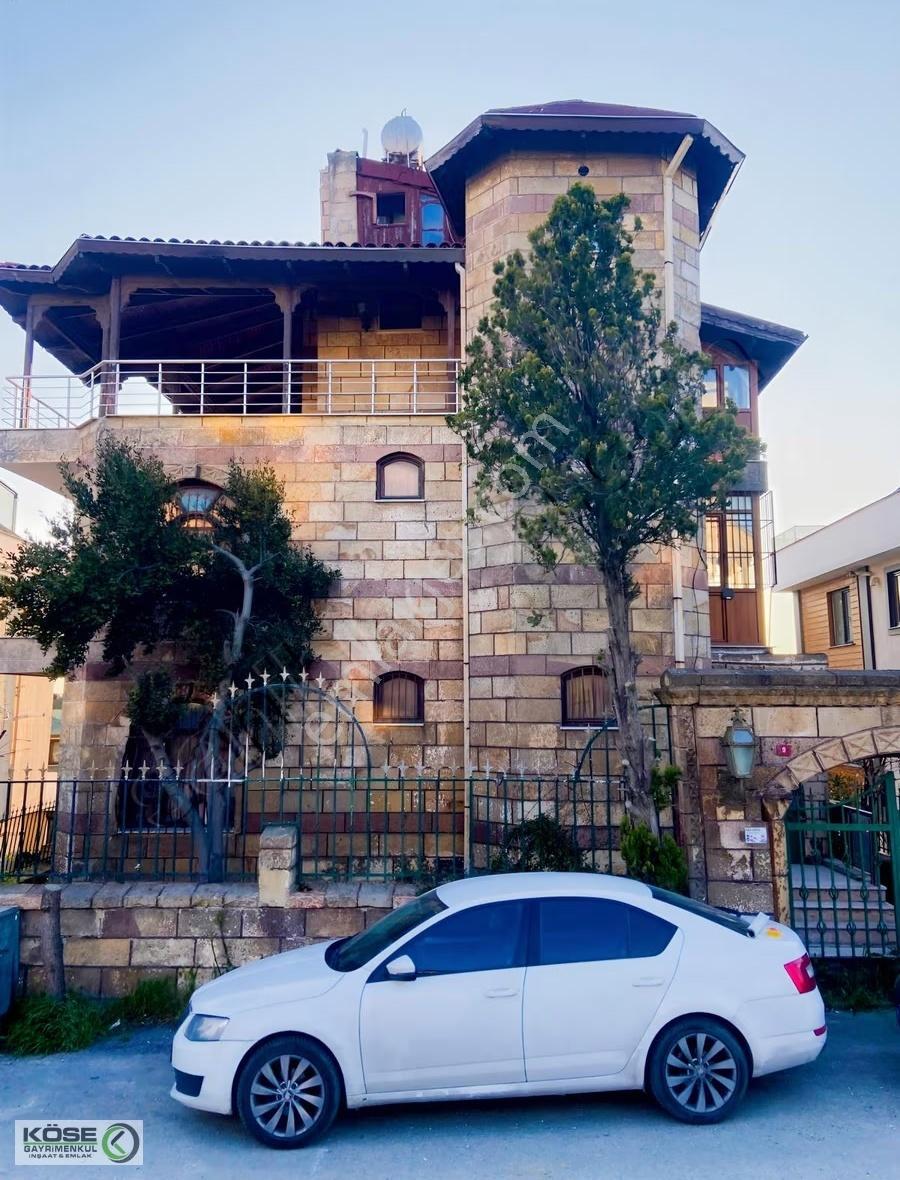 Büyükçekmece Merkez Mah. Deniz Ve Göl Manzaralı Kiralık Villa - Görsel 32
