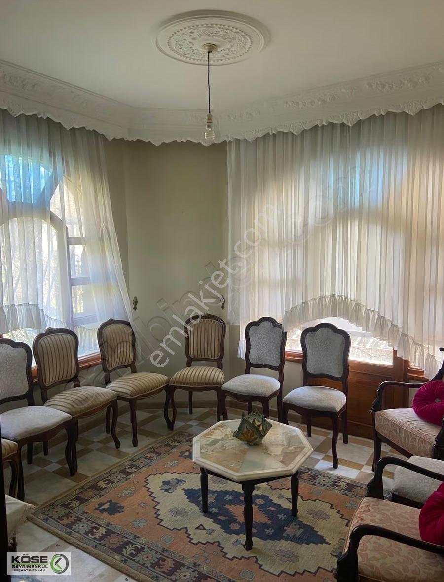 Büyükçekmece Merkez Mah. Deniz Ve Göl Manzaralı Kiralık Villa - Görsel 9