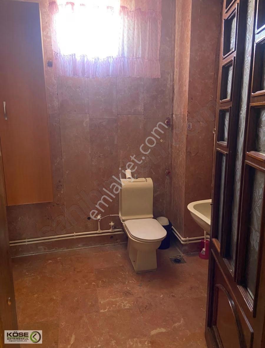 Büyükçekmece Merkez Mah. Deniz Ve Göl Manzaralı Kiralık Villa - Görsel 17