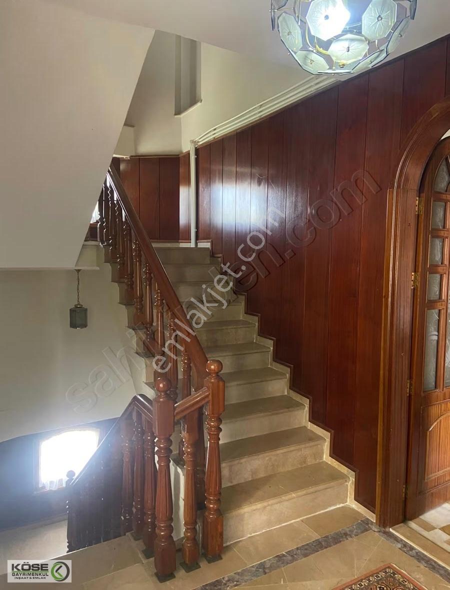 Büyükçekmece Merkez Mah. Deniz Ve Göl Manzaralı Kiralık Villa - Görsel 26