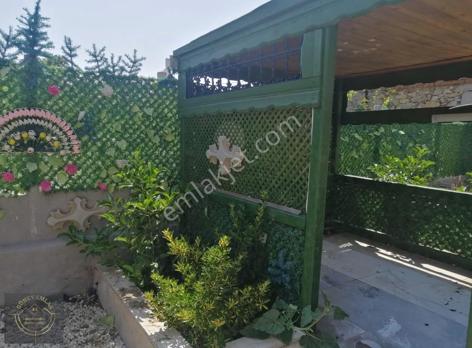 Ezine Yaylacık Köyünde Satılık Müstakil Ev - Görsel 23