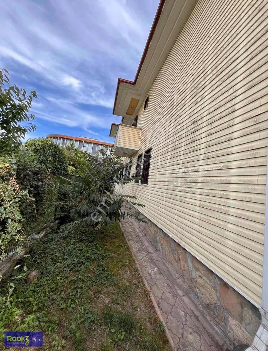 Serdivan Avm Karşısı Satılık 5+1 Triplex - Görsel 11