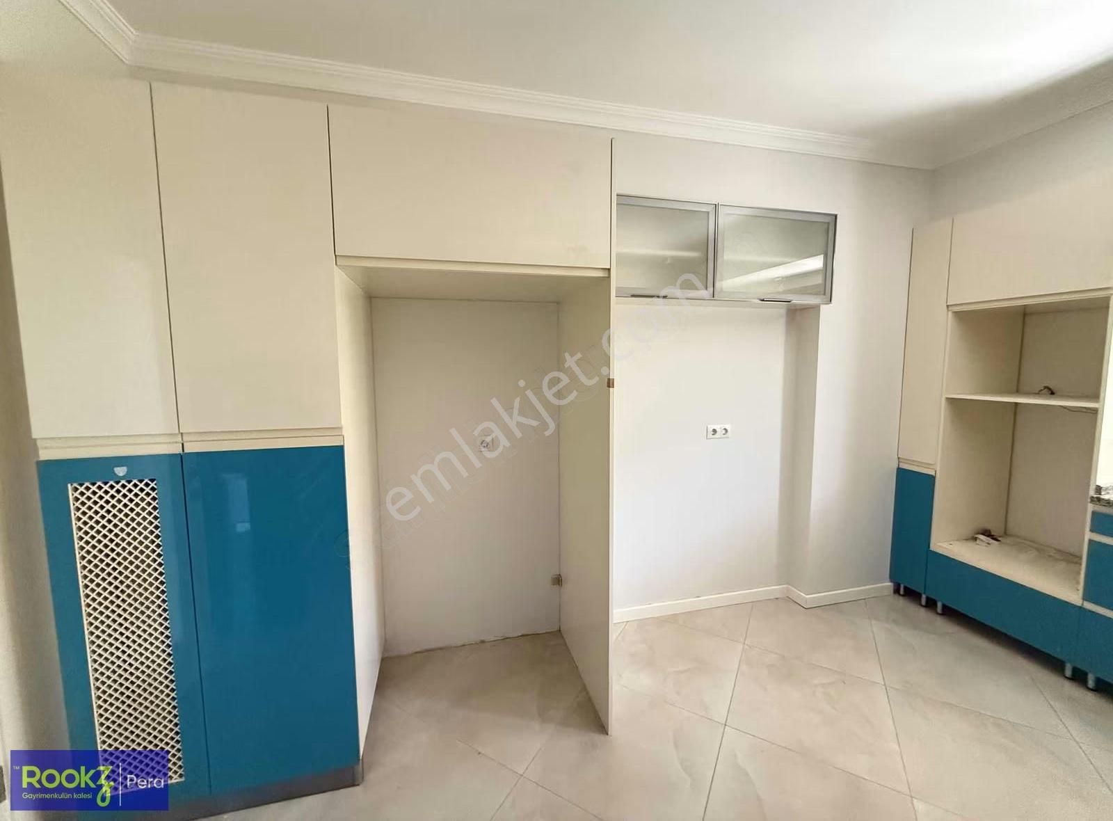 Serdivan Nazım Tan Konaklarında Kiralık 5+1 Daire - Görsel 12