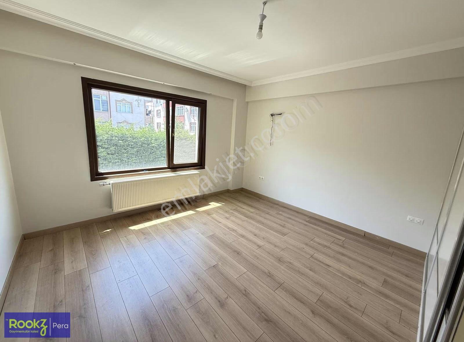 Serdivan Nazım Tan Konaklarında Kiralık 5+1 Daire - Görsel 24
