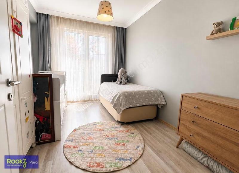 Yazlık'ta Geniş Bahçe Keyifli Modern Mimarili Özel 3+1 Daire - Görsel 11