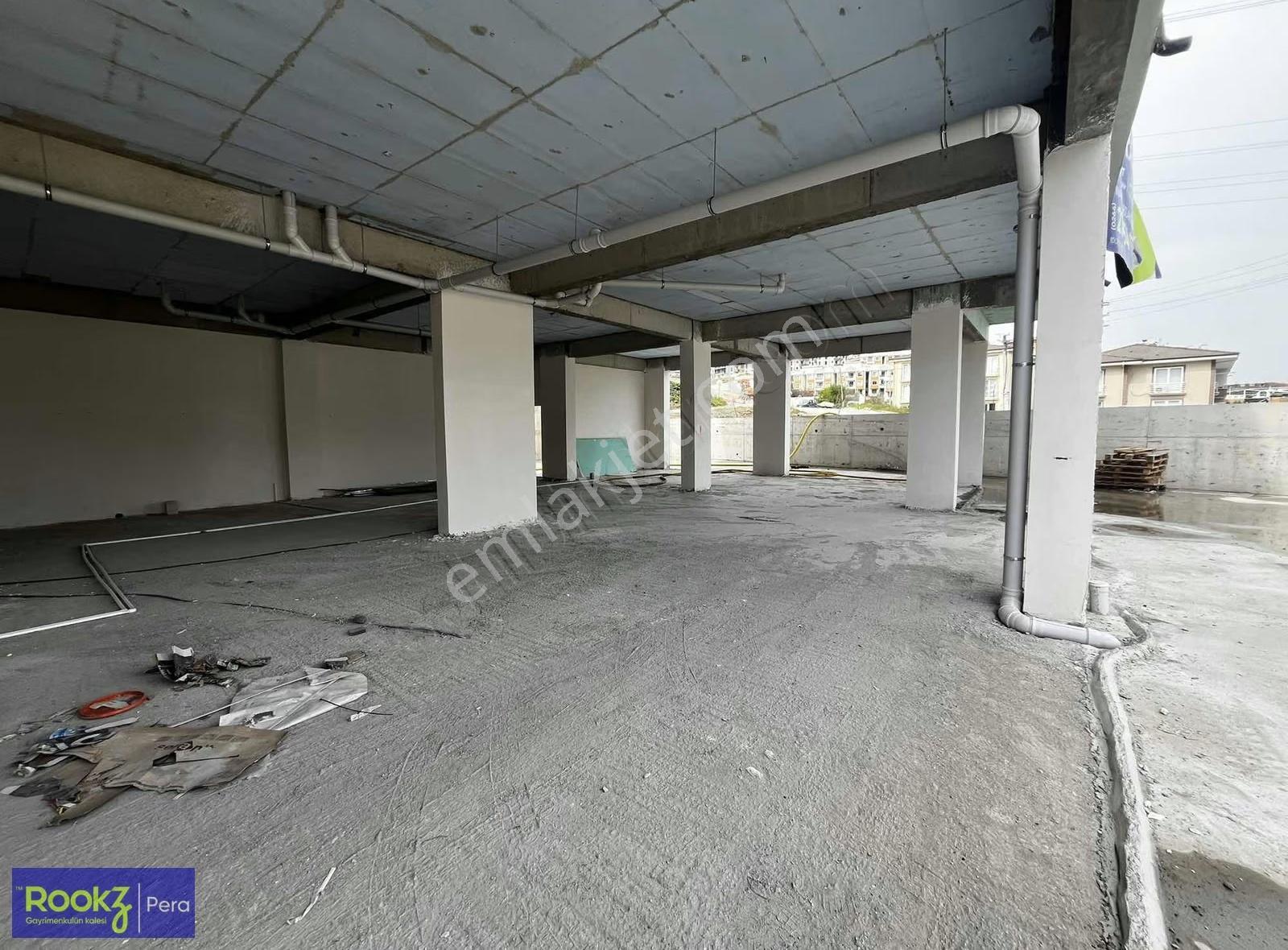 Serdivanda Eşsiz Lokasyon Kiralık Dükkan - Görsel 6