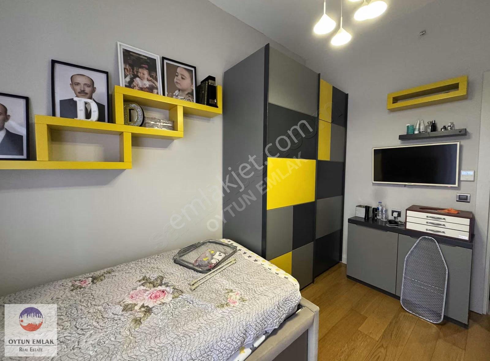 İstanbul Sarayları Göl Manzaralı Eşyalık Kiralık 3+1 Daire 178m² - Görsel 24