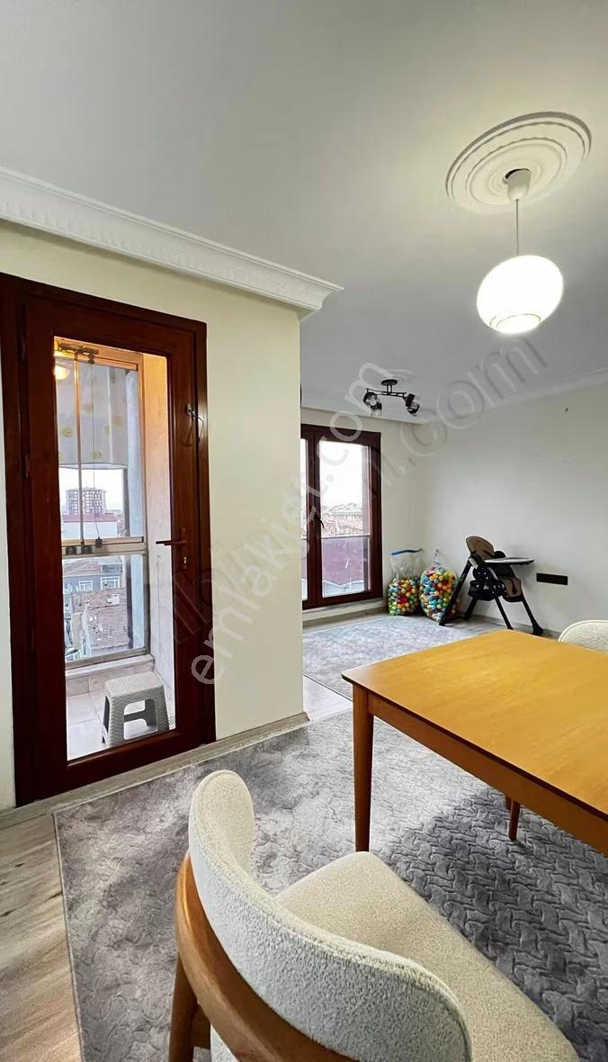 Güzeltepe'de Eşyalı Site İçinde Metroya Yakın 2+1 Daire - Görsel 6