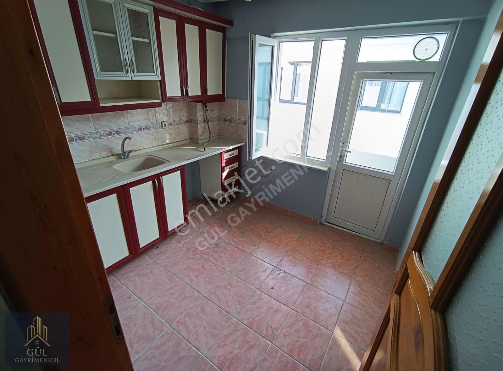 Kapaklı Vatan Mah. Merkezde Kiralık 2+1 Daire (80m²) - Görsel 11