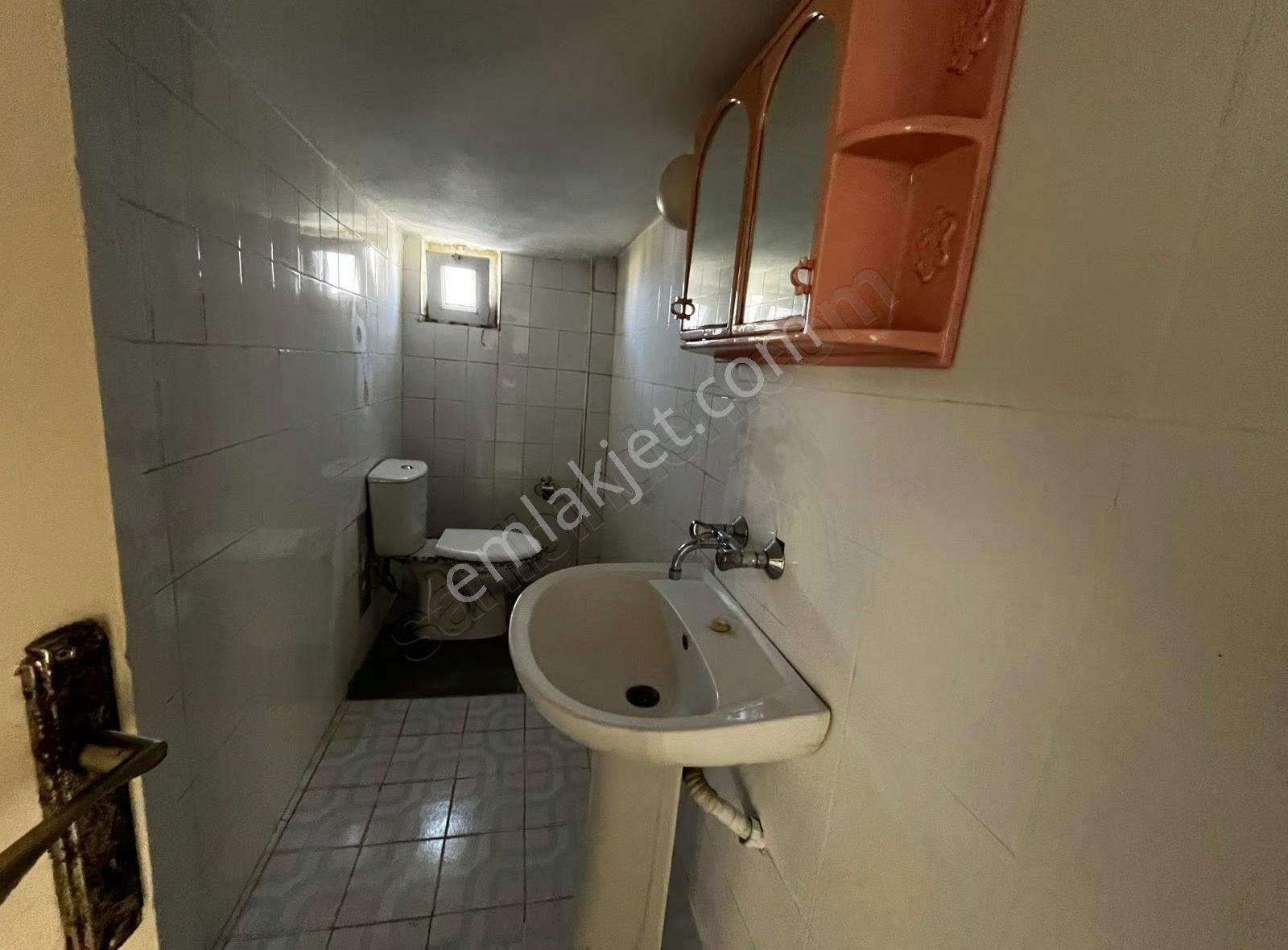 Öz Yıldız Emlak'tan Yayla Mahallesinde 3+1 Eşyasız Kiralık Daire - Görsel 17