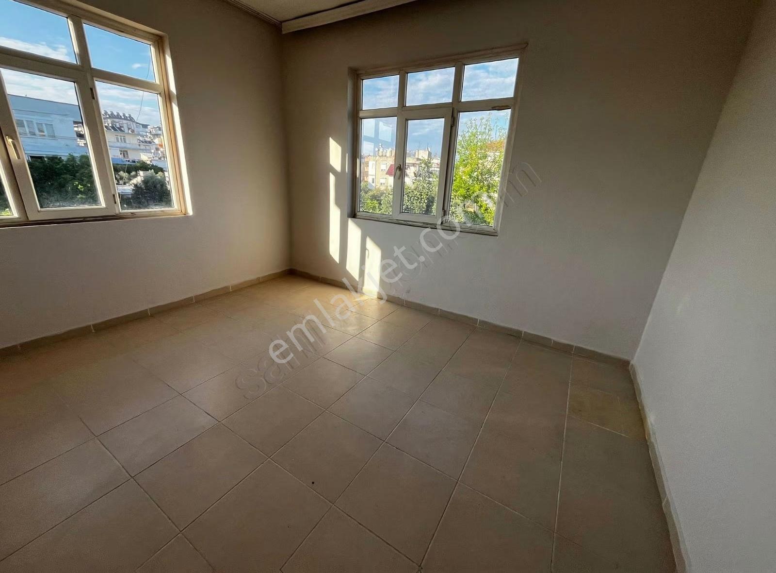 Öz Yıldız Emlak'tan Yayla Mahallesinde 3+1 Eşyasız Kiralık Daire - Görsel 8