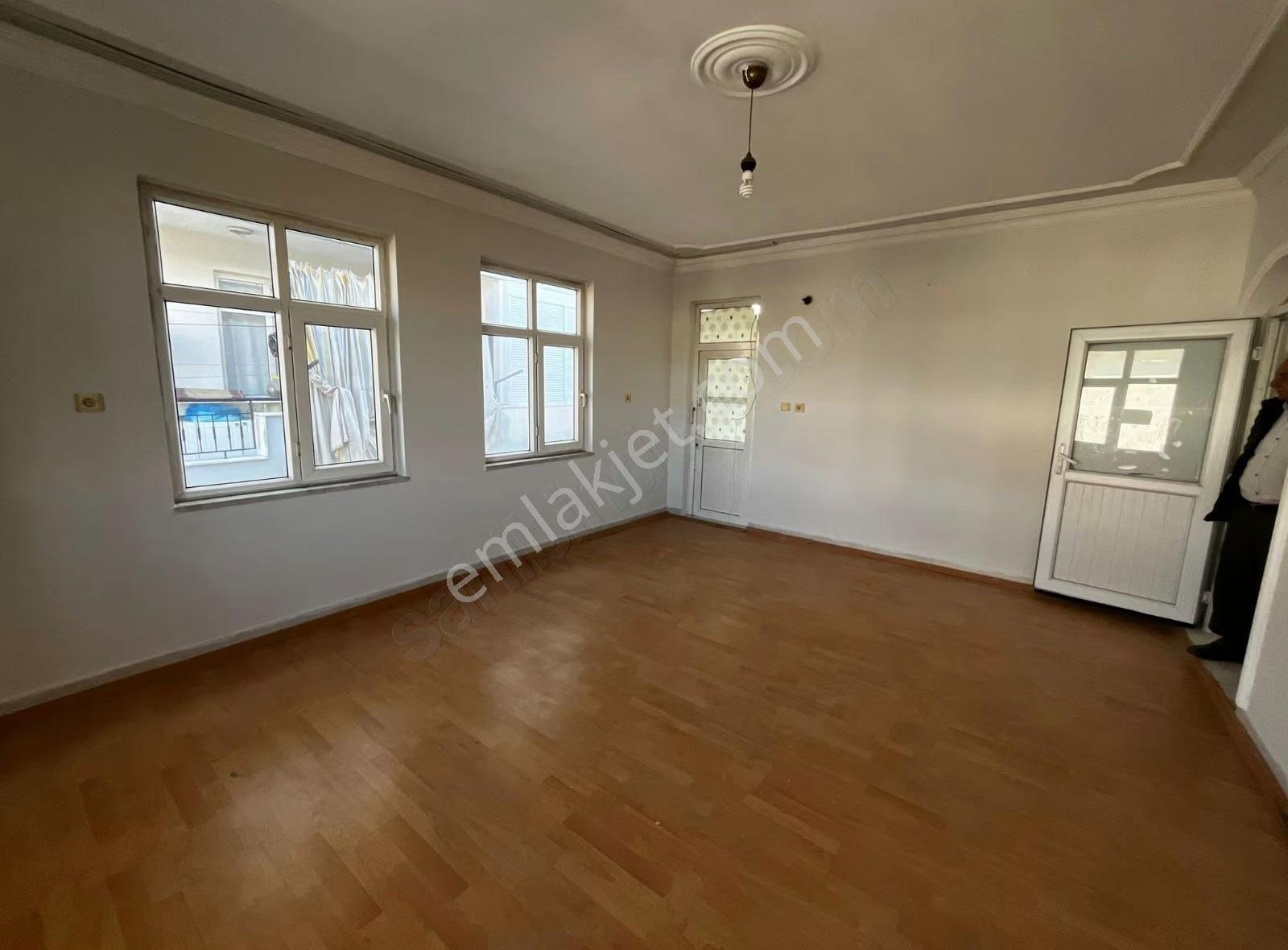 Öz Yıldız Emlak'tan Yayla Mahallesinde 3+1 Eşyasız Kiralık Daire - Görsel 16