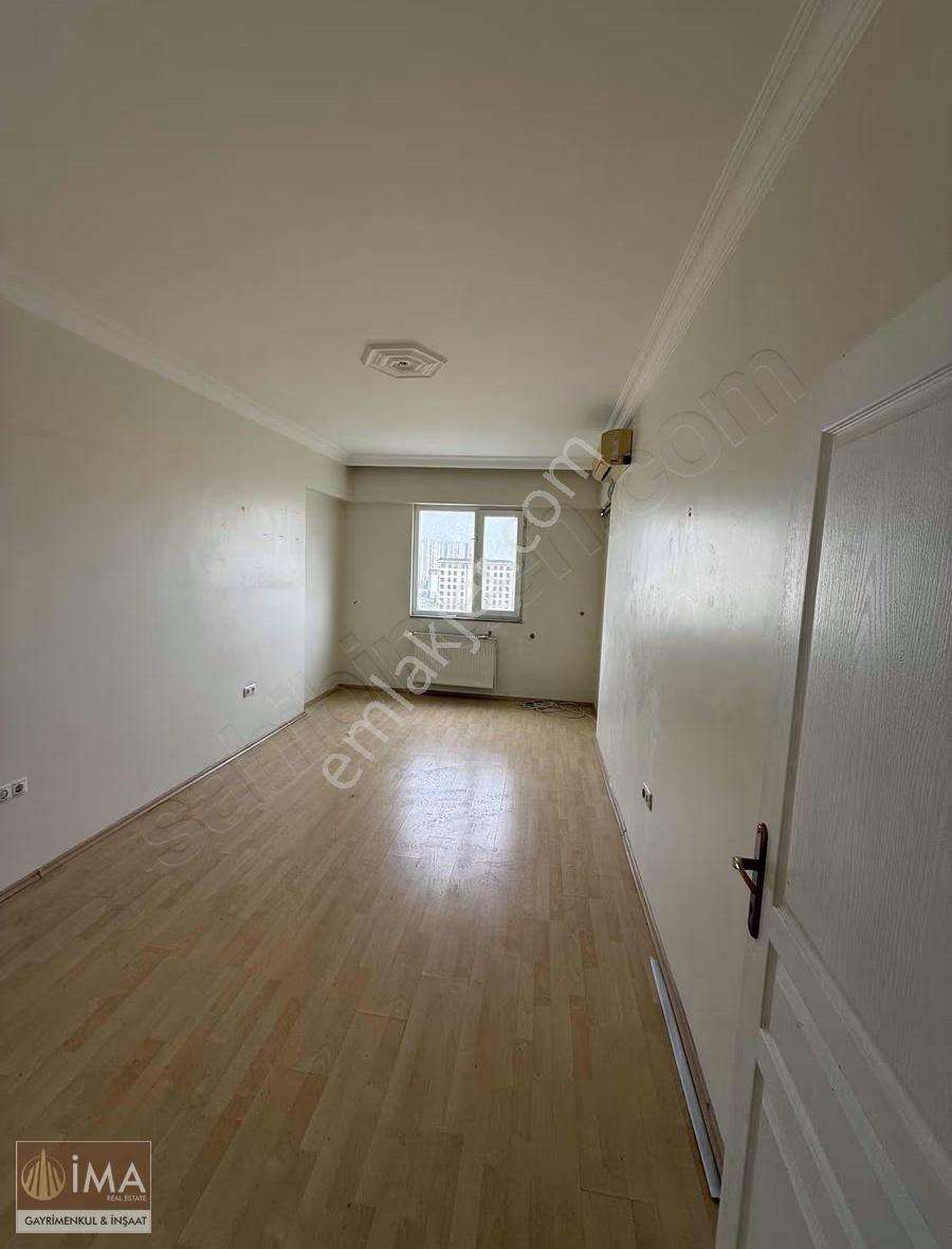 İma'dan Başakşehirin Göbeğinde 2+1 Kiralık (120m2) Daıre - Görsel 24