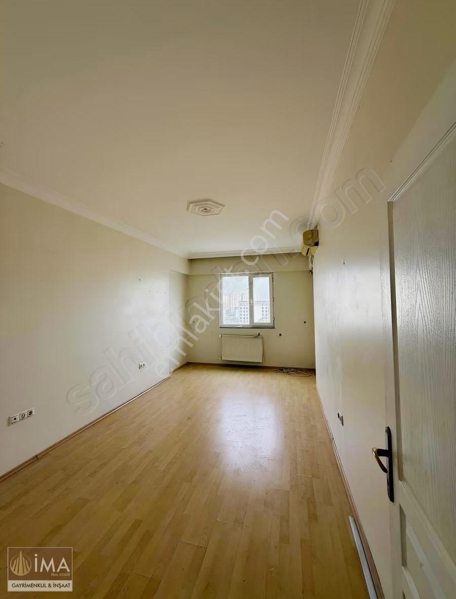 İma'dan Başakşehirin Göbeğinde 2+1 Kiralık (120m2) Daıre - Görsel 3