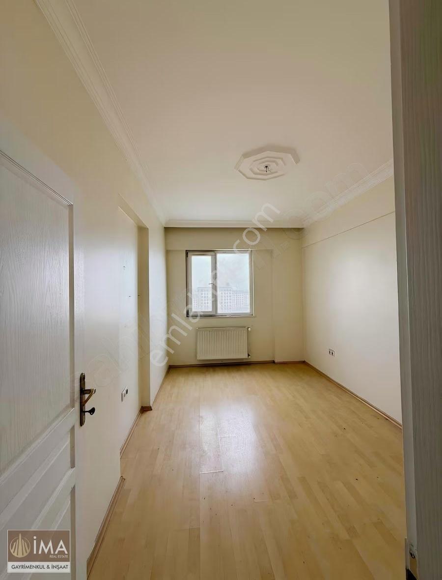 İma'dan Başakşehirin Göbeğinde 2+1 Kiralık (120m2) Daıre - Görsel 30