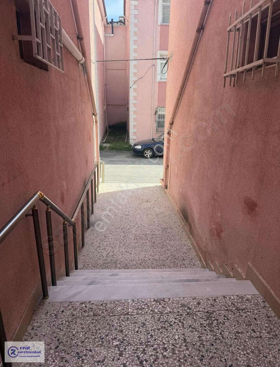 Muhittin Mahallesinde 3+1 Kiralık Daire - Görsel 16