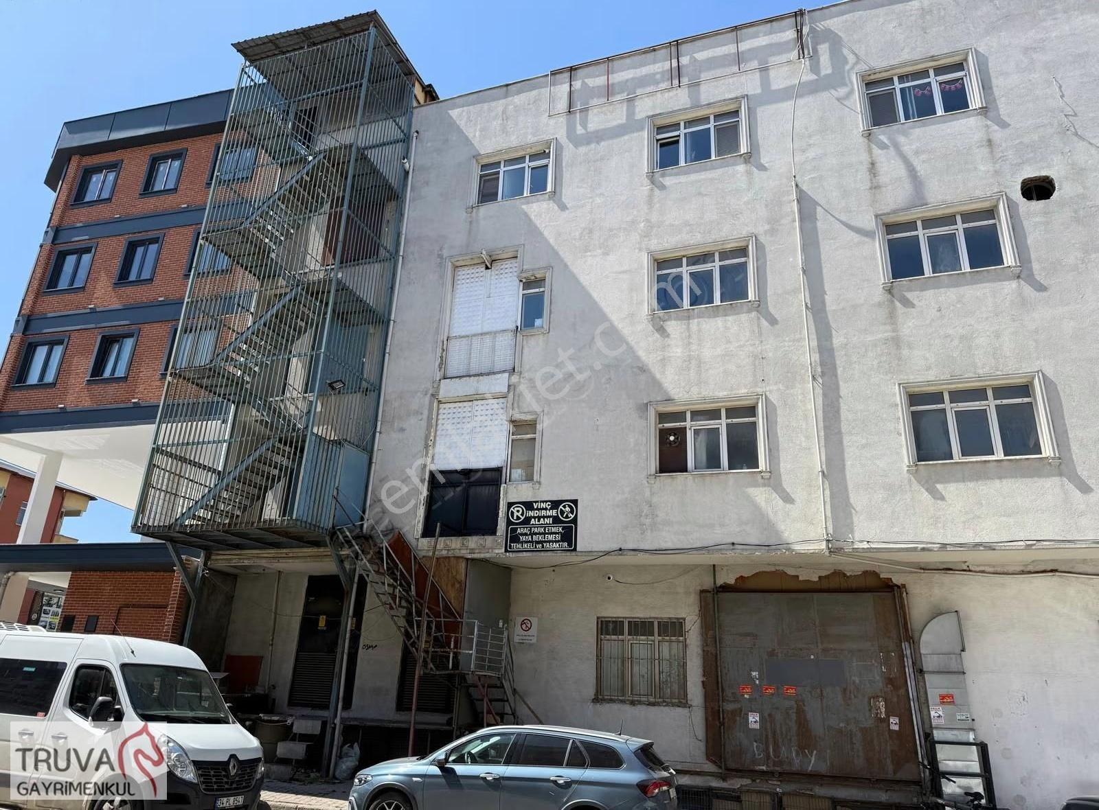 Sultanbeyli Yanyolda Prestijli Konumda 650 M² Kiralık İşyeri - Görsel 22