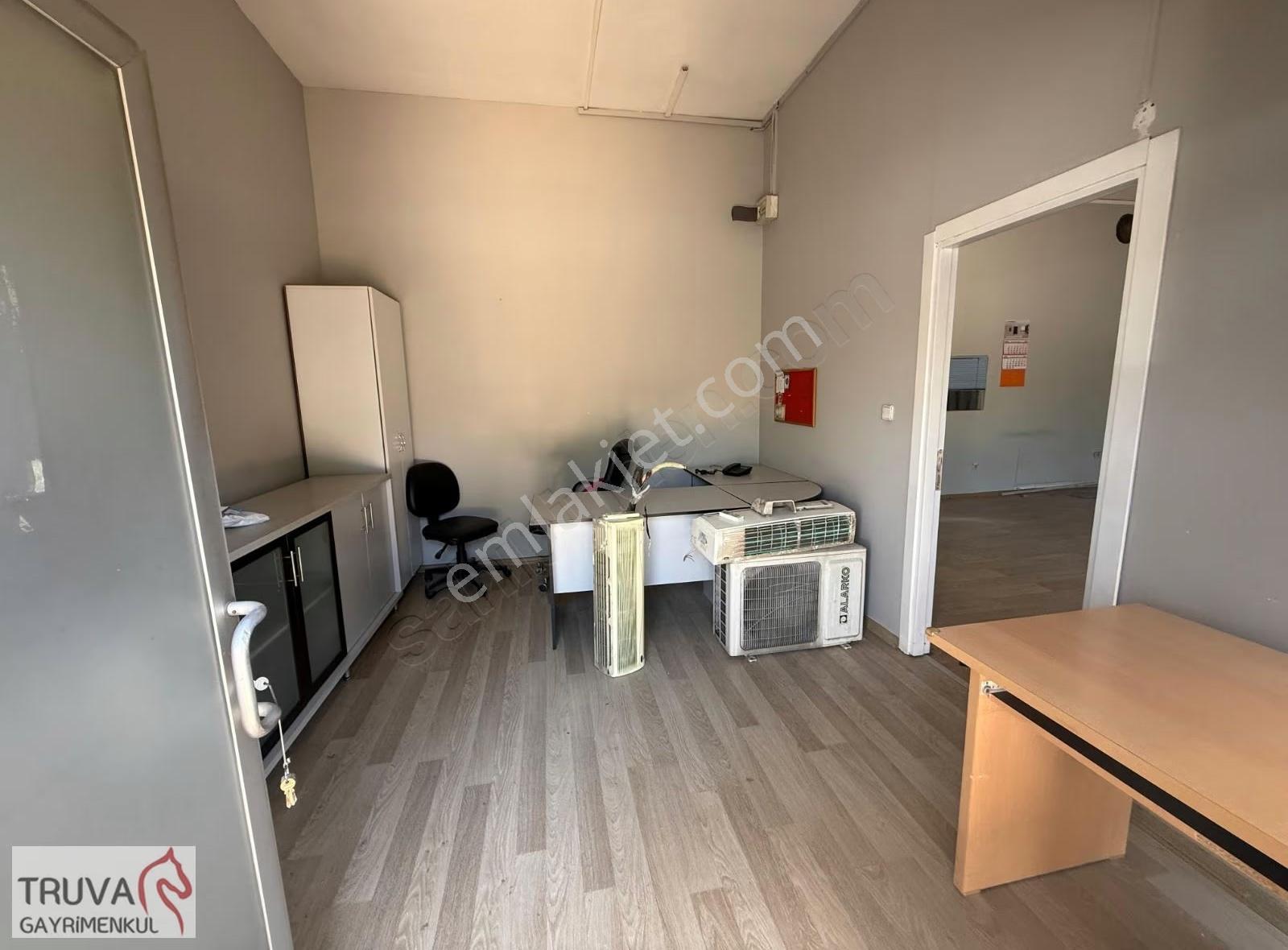 Sultanbeyli Yanyolda Prestijli Konumda 650 M² Kiralık İşyeri - Görsel 30