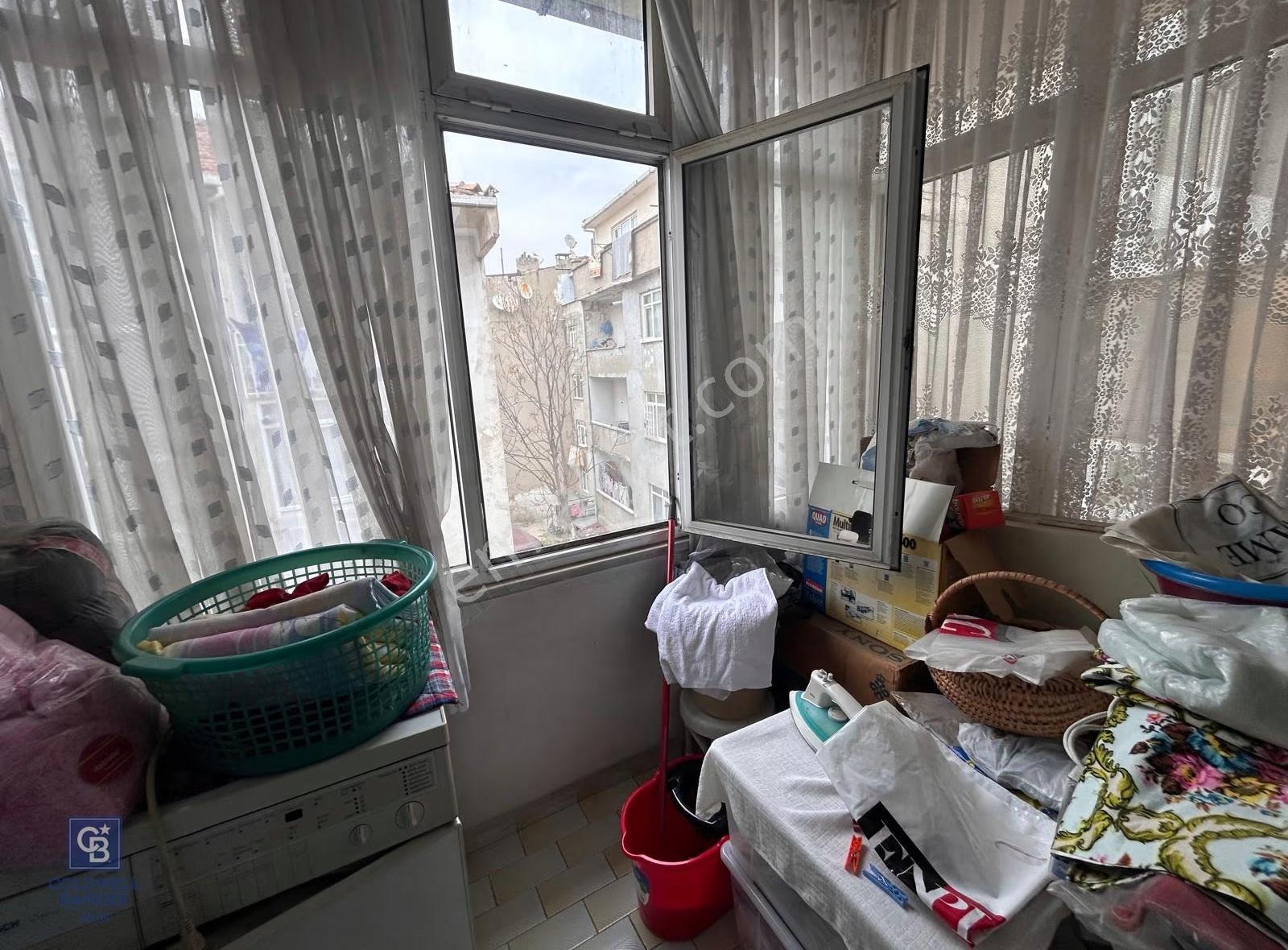 Üsküdar Da Cadde Üzerinde Satılık 3+1 Daire - Görsel 6